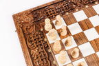 Einzigartiges Schach- und Backgammon-Set: Armenisches ornamentales Flechtmuster