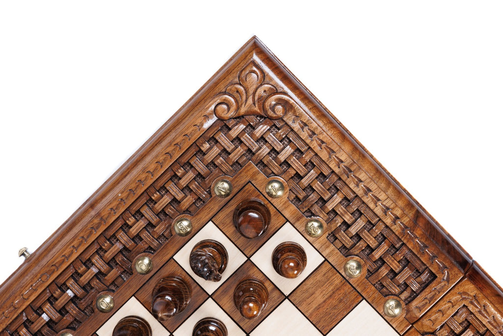 Schach- und Backgammon-Set aus Holz