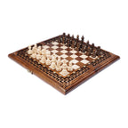 Schach- und Backgammon-Set aus Holz