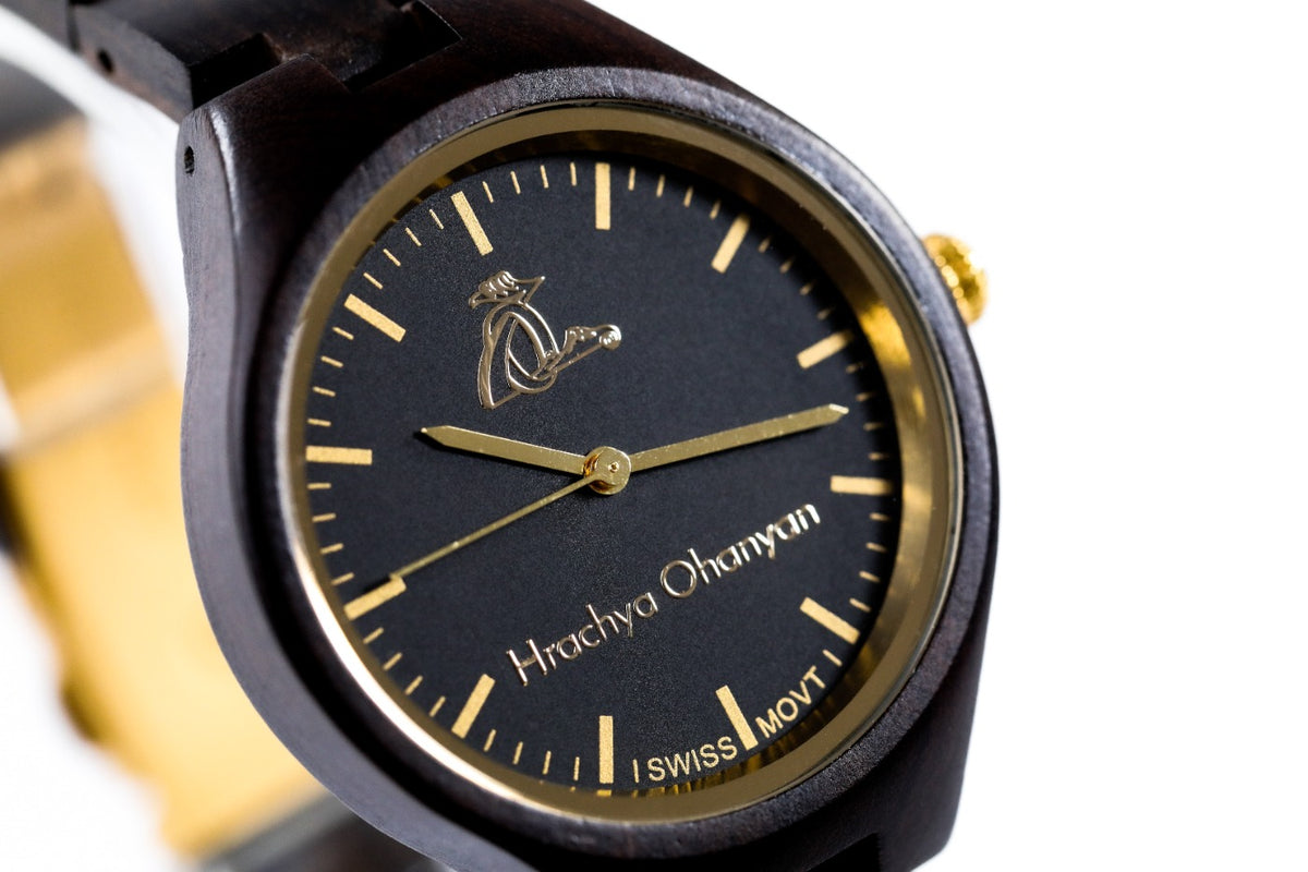 Reloj de pulsera de madera negro para mujer