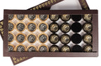 Fichas de backgammon de águila de bronce