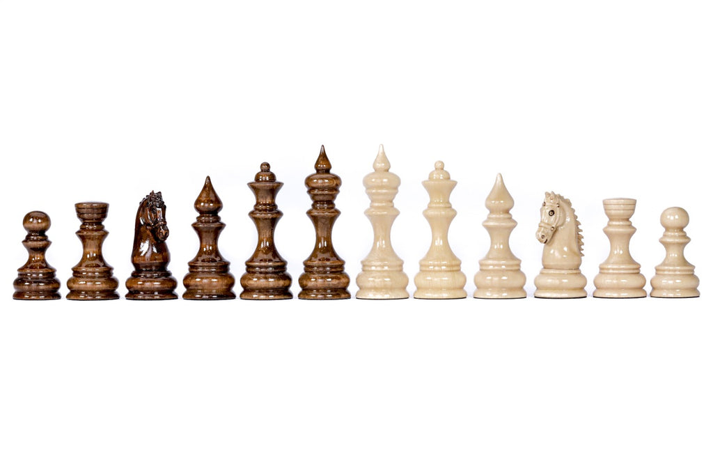 Klassisches Schachfiguren-Set aus Holz