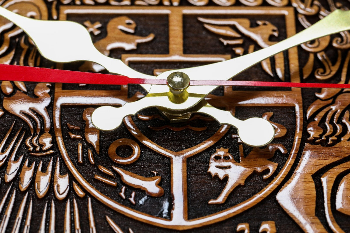 Reloj de pared con el escudo de Armenia