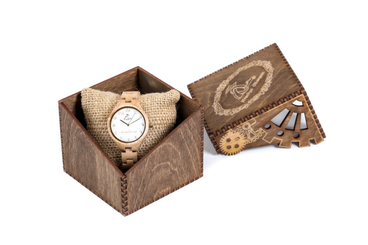Reloj de pulsera blanco para mujer