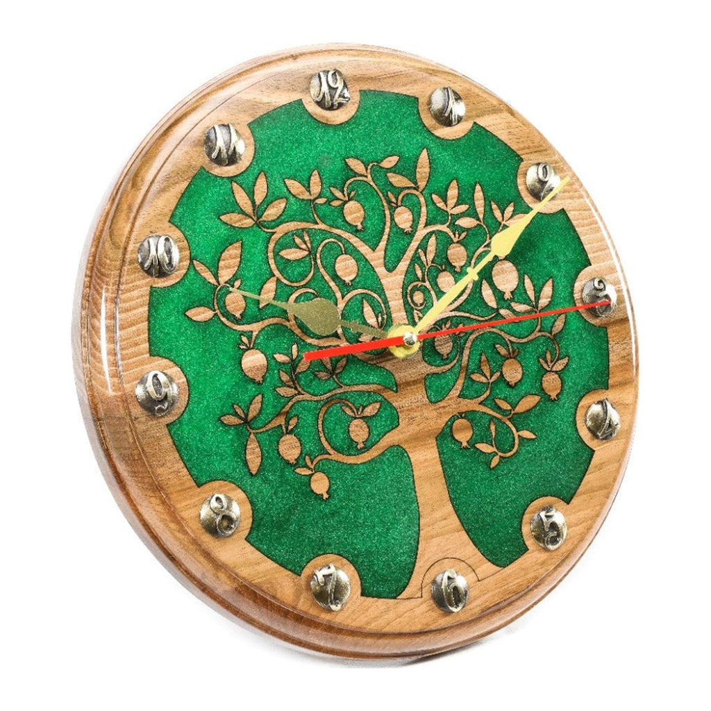 Wanduhr mit Granatapfelbaum