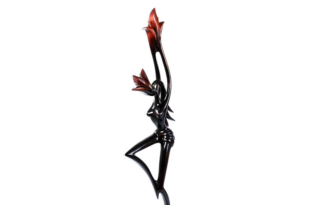 Hand-Carved Wooden Queen Sculpture - photo 3