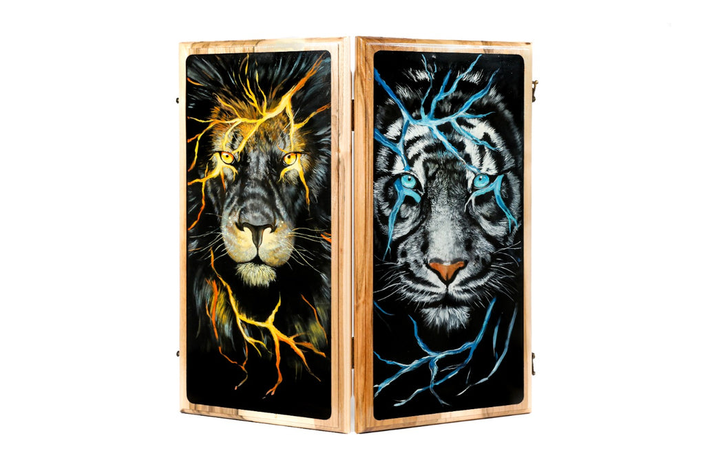 Handmade Walnut Two-Sided Backgammon Set with Lion and Epoxy Resin, 60 cm - photo 4