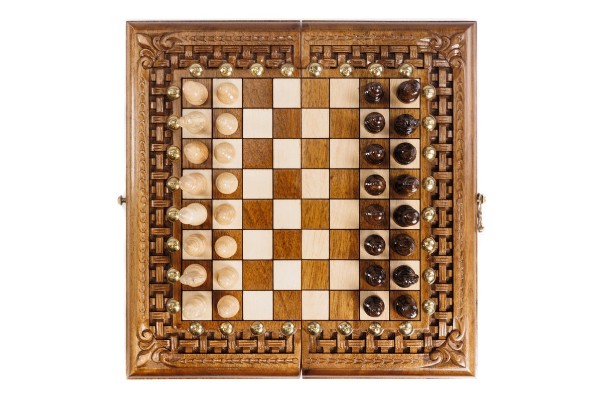 Handmade Walnut Chess and Backgammon Set with Ornamental Braid Pattern, 30 cm - photo 12