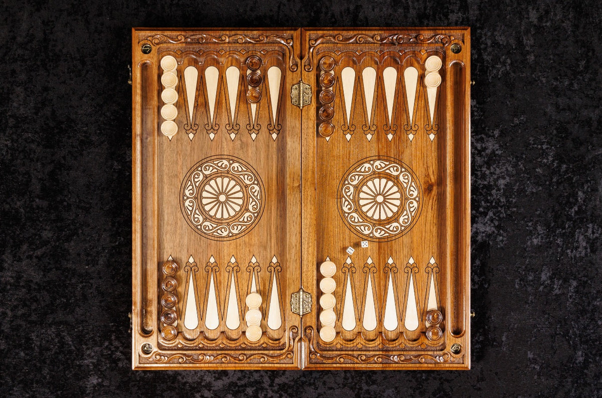 Handmade Walnut Chess and Backgammon Set with Ornamental Braid Pattern and Epoxy Resin, 60 cm - photo 9