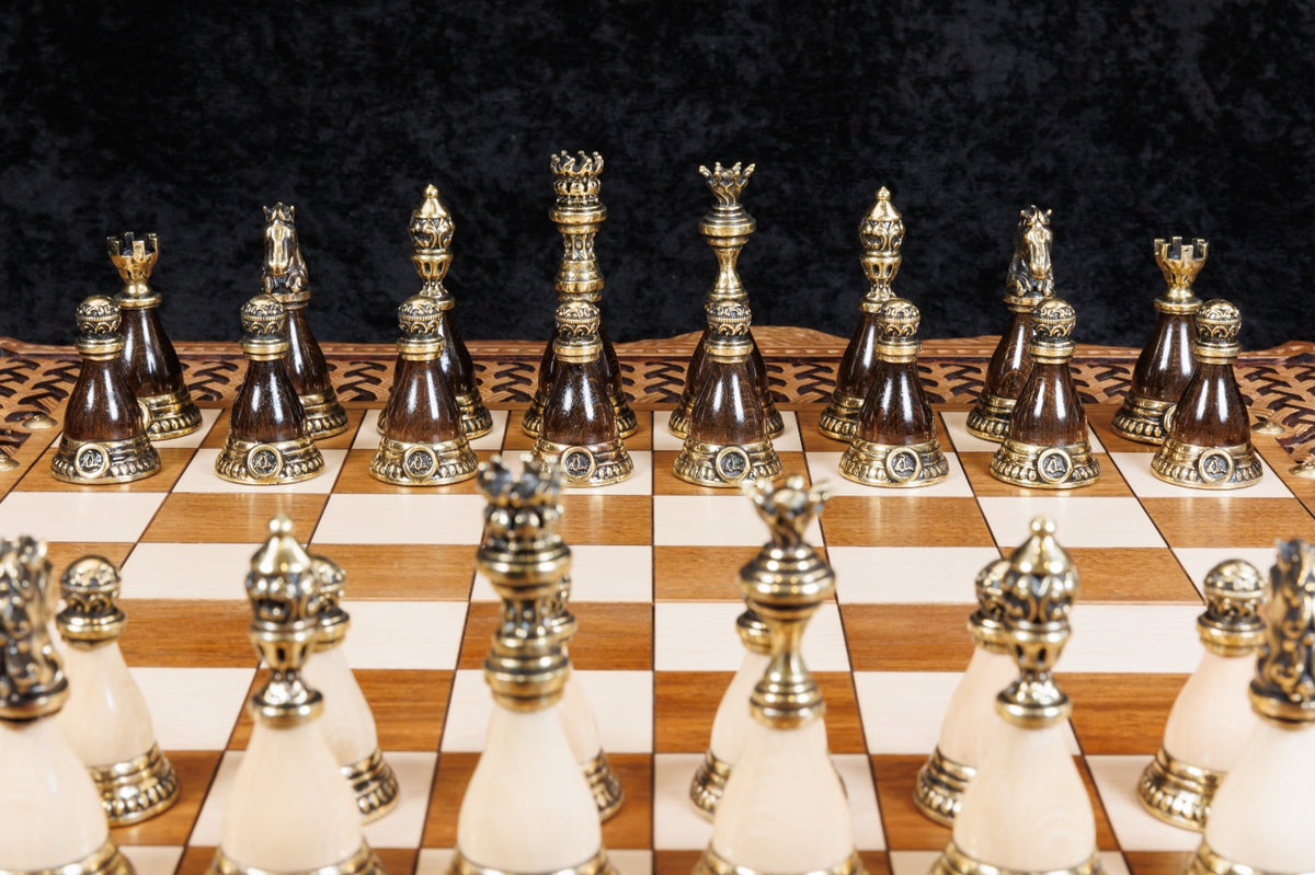 Handmade Walnut Chess and Backgammon Set with Ornamental Braid Pattern, 60 cm - photo 5