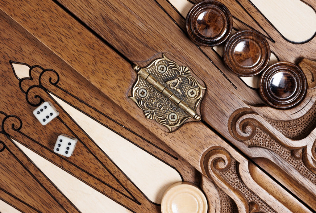 Handmade Walnut Chess and Backgammon Set with Ornamental Braid Pattern, 60 cm - photo 11