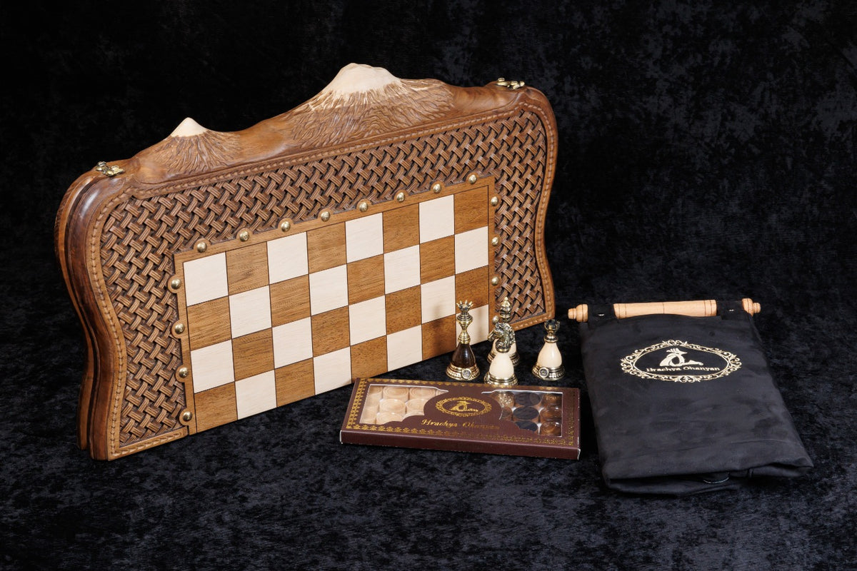 Handmade Walnut Chess and Backgammon Set with Ornamental Braid Pattern, 60 cm - photo 4