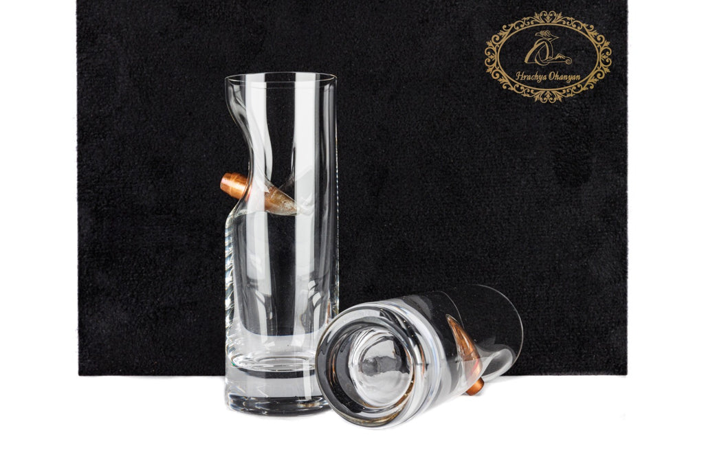 Handmade Glass with Bronze Details - photo 3