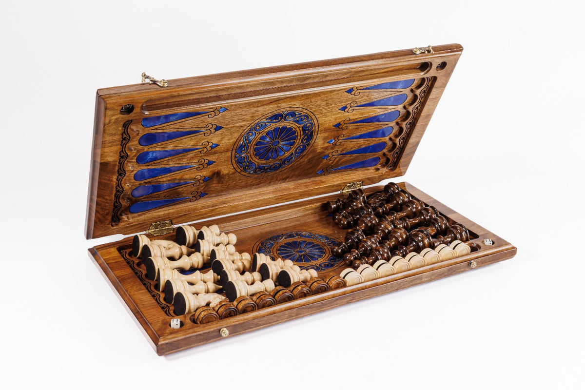 Handmade Walnut Chess and Backgammon Set with Ornamental Braid Pattern and Epoxy Resin, 60 cm - photo 9