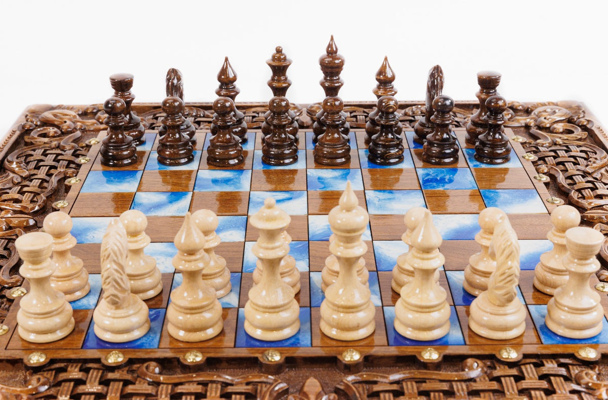 Handmade Walnut Chess and Backgammon Set with Ornamental Braid Pattern and Epoxy Resin, 60 cm - photo 6