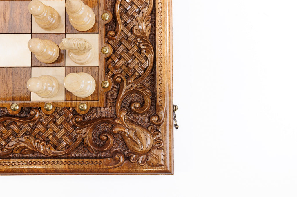 Handmade Walnut Chess and Backgammon Set with Ornamental Braid Pattern and Epoxy Resin, 60 cm - photo 11