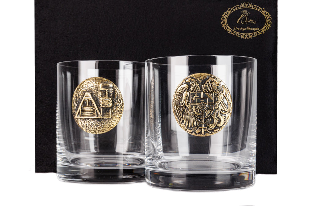 Handmade Glass with Bronze Details - photo 4