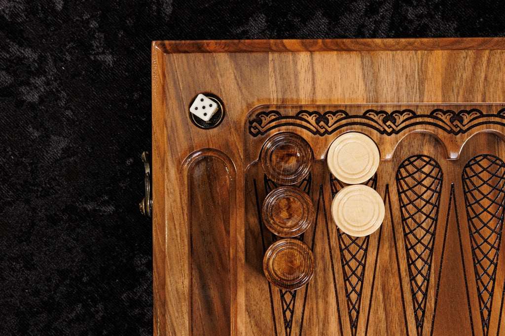 Handmade Walnut Chess and Backgammon Set with Ornamental Braid Pattern and Epoxy Resin, 60 cm - photo 8
