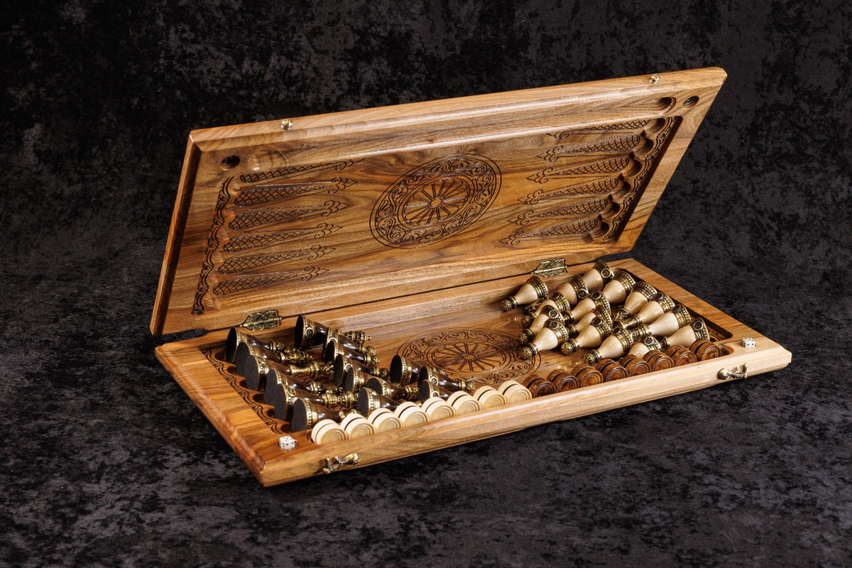 Handmade Walnut Chess and Backgammon Set with Ornamental Braid Pattern and Epoxy Resin, 60 cm - photo 5