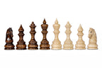 Klassisches Schachfiguren-Set aus Holz