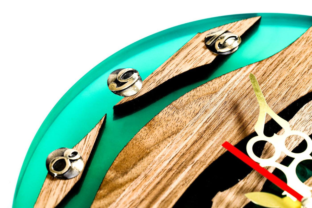 Walnut Wall Clock with Emerald Epoxy (Model 41328) – photo 5
