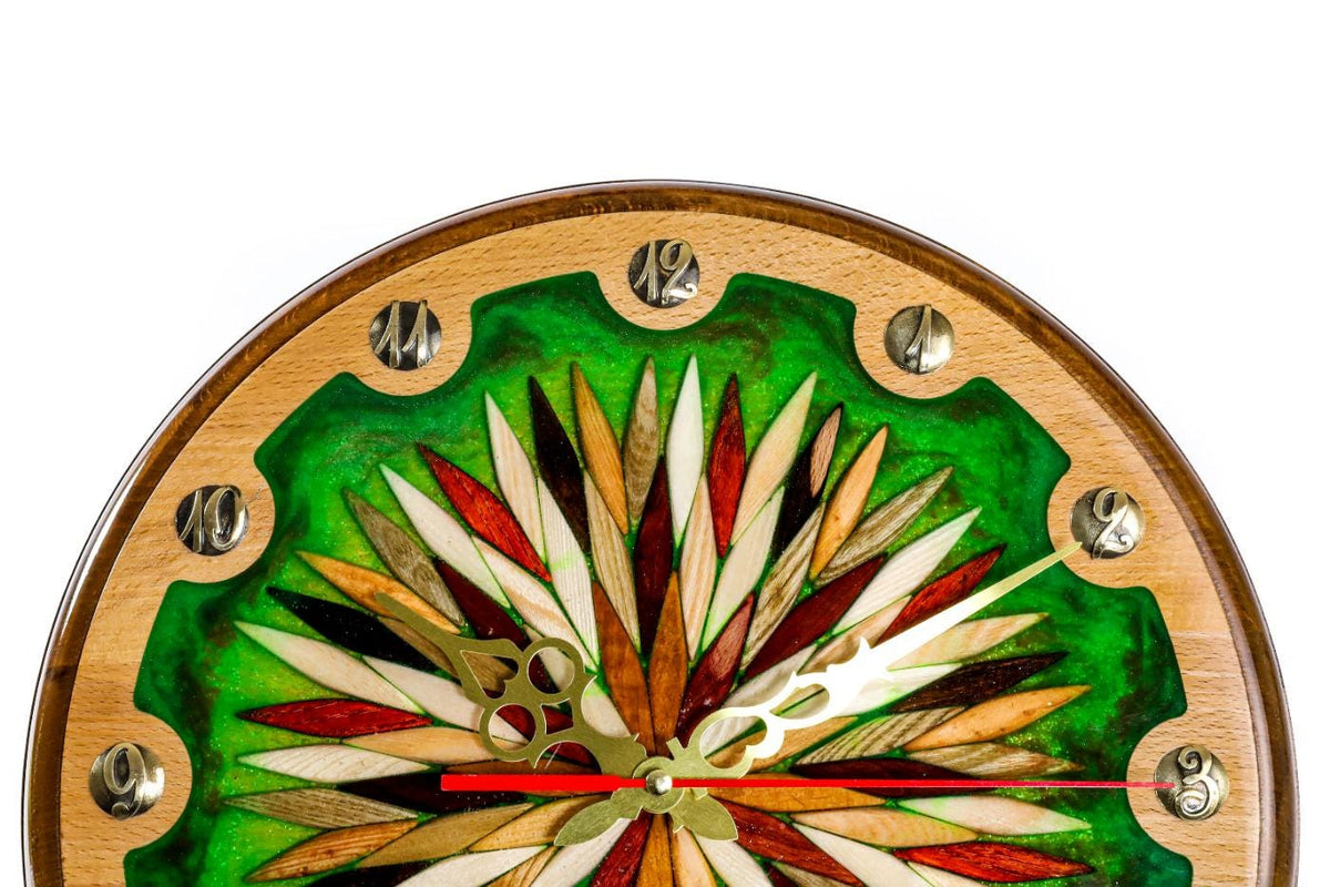 Wooden Wall Clock with Ornamental Starburst & Green Epoxy, 35 cm – photo 2