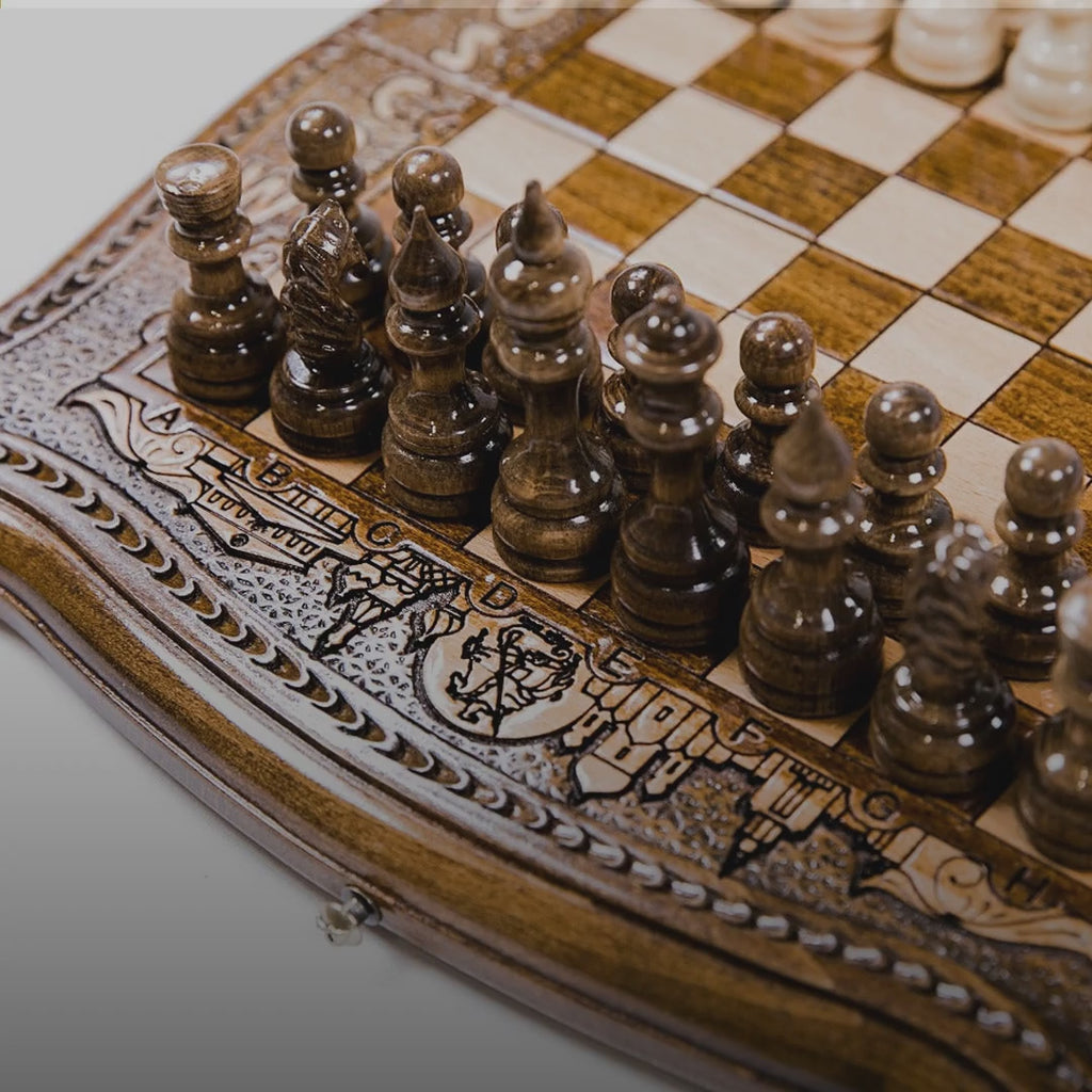 Chess & Backgammon Set with Moscow Edition, 30 cm – video