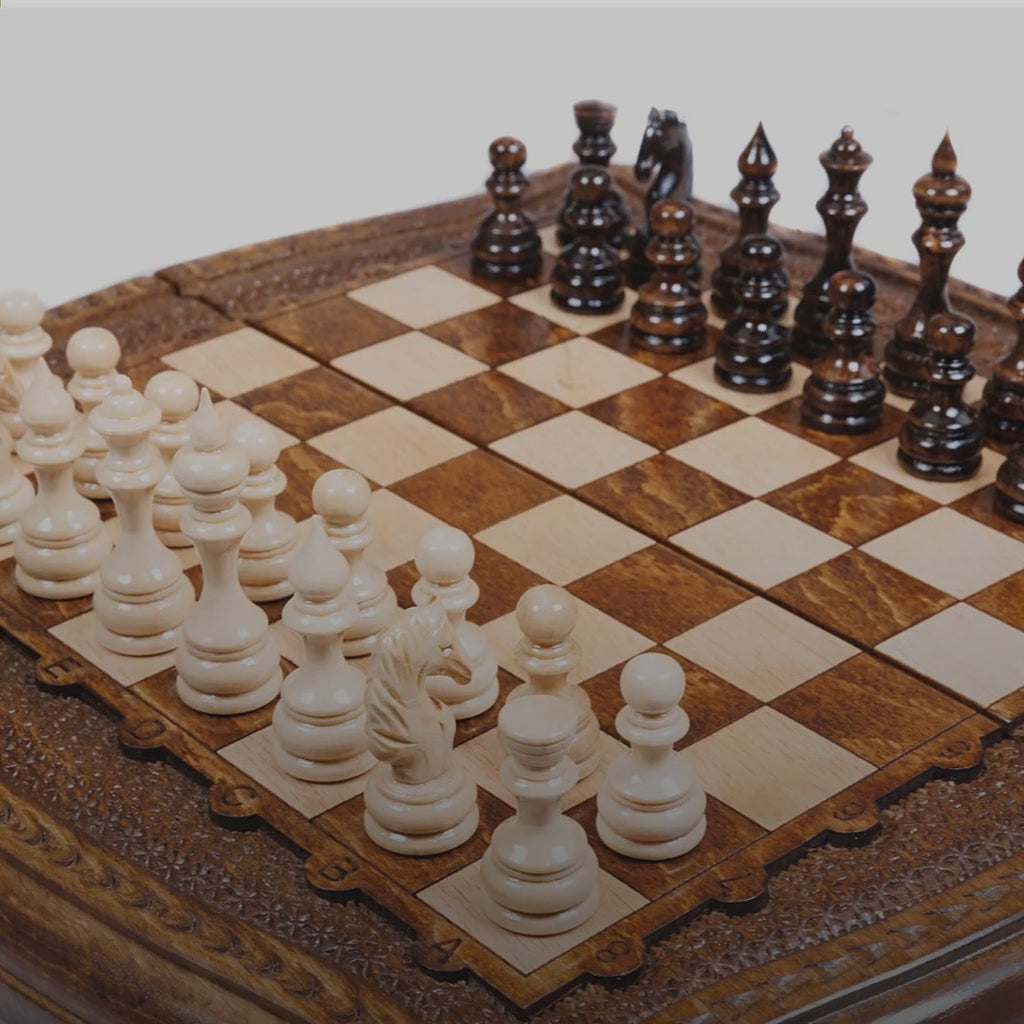 Chess Set with Contour Outline, 30 cm – video
