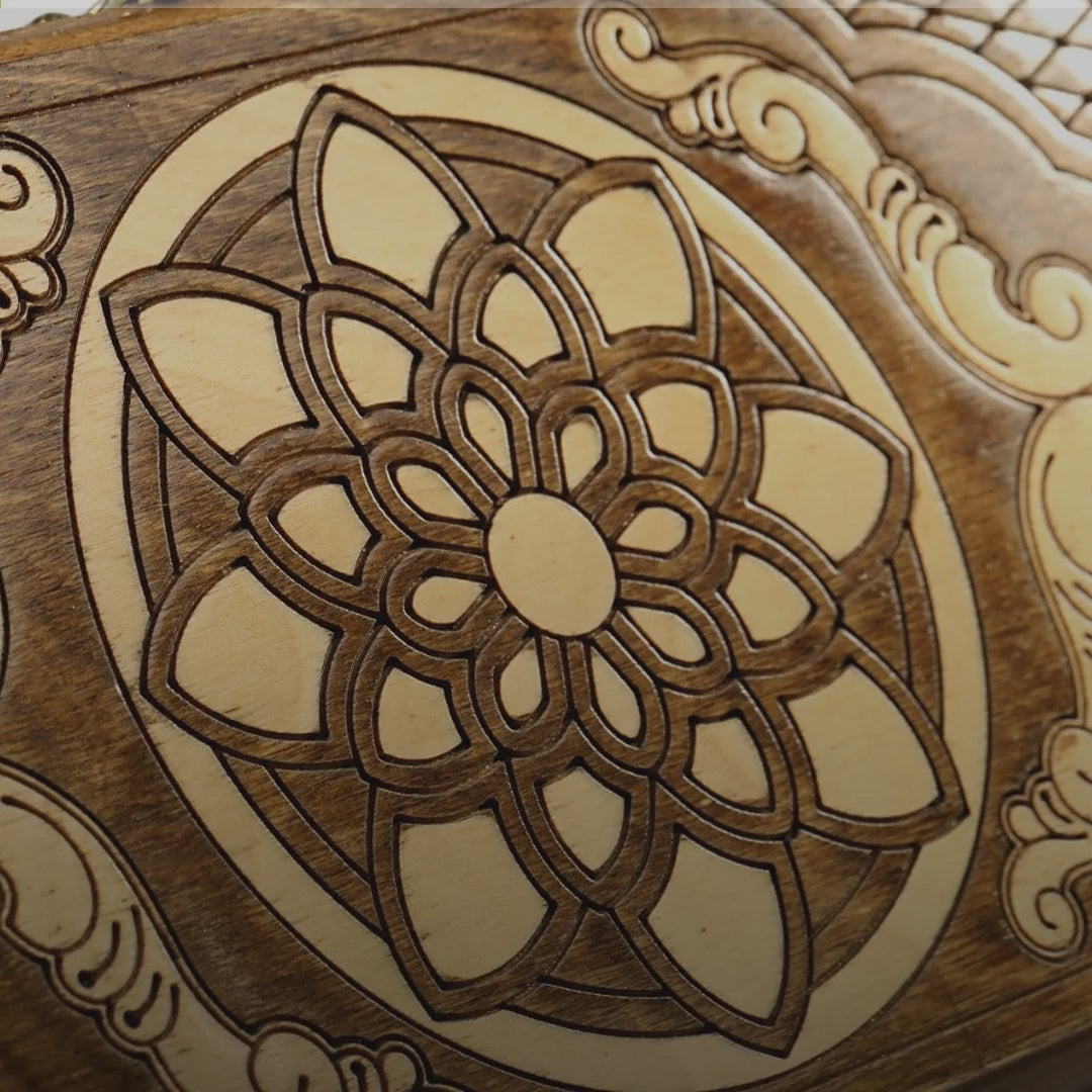 Backgammon Set with Armenian Ornament, 30 cm – video