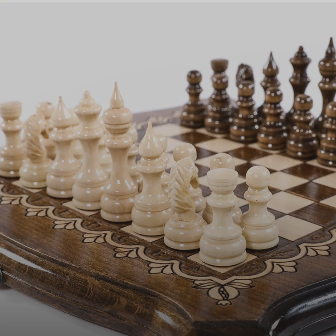 Walnut Chess & Backgammon Set with Contour Outline, 30 cm – video