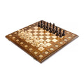 Klassisches Schach-Backgammon auf Teppich
