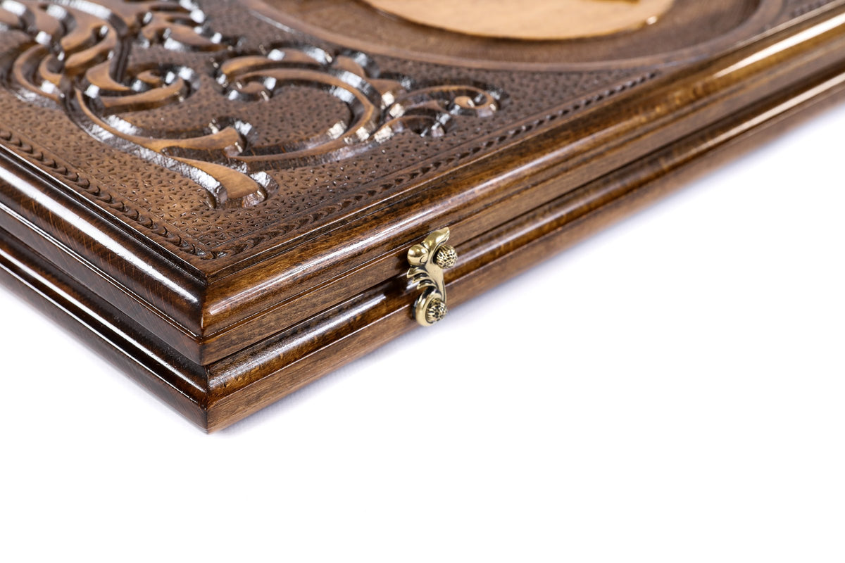 Handmade Wooden Backgammon Set with Wolf, 60 cm (Model 11931)
