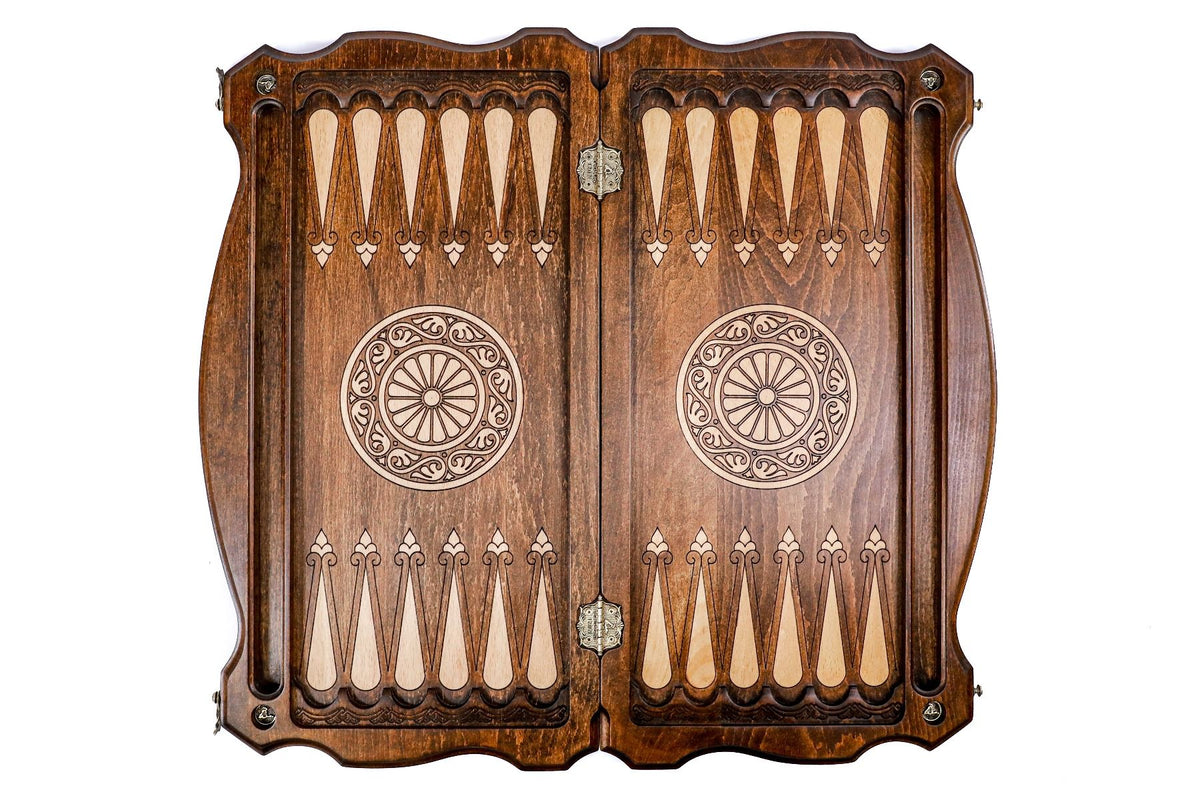 Backgammon mit Hirsch & Konturrand, dunkles Bienenwachs-Finish, 60 cm – Foto 11