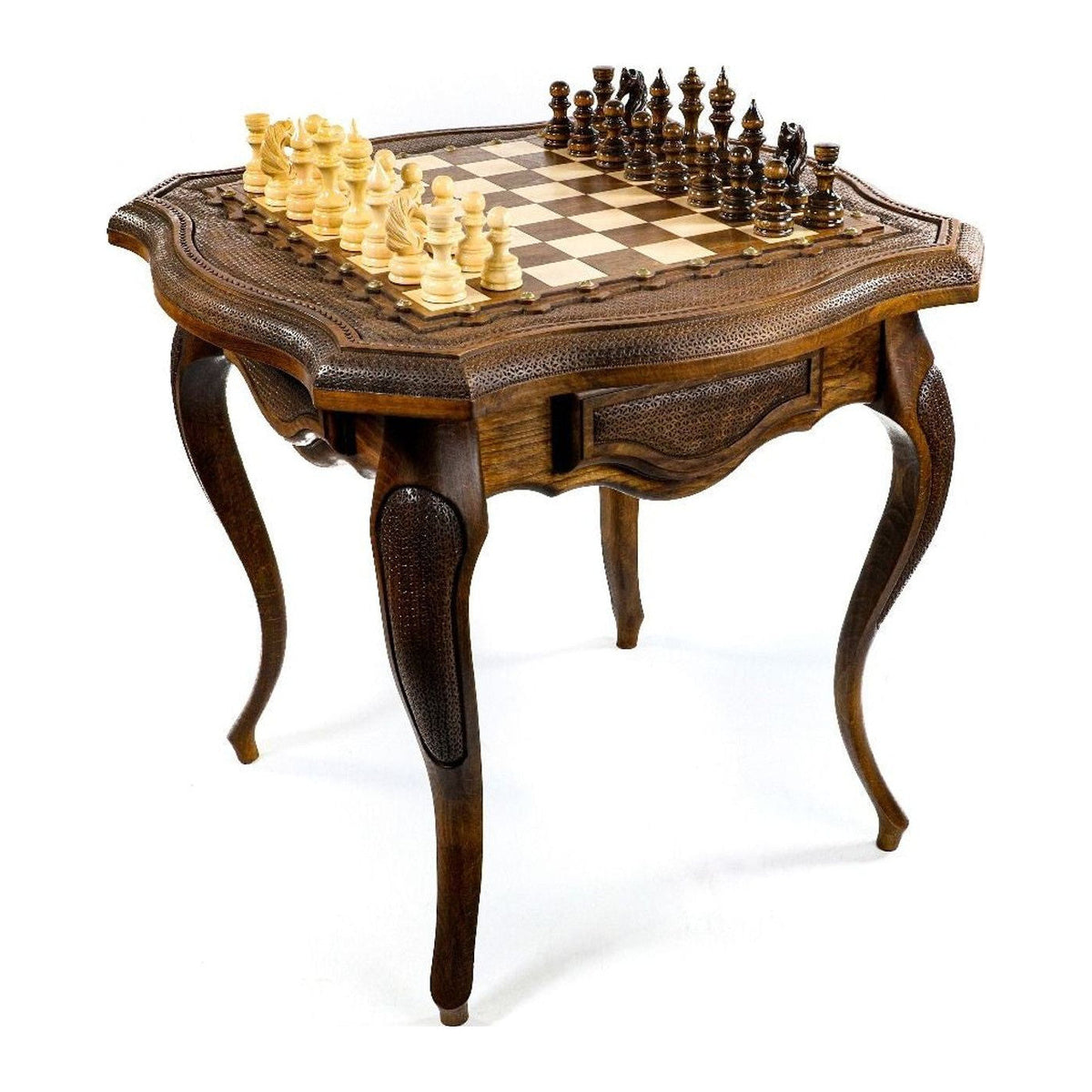 Mesa de ajedrez con contorno perfilado y patas talladas, 60 cm
