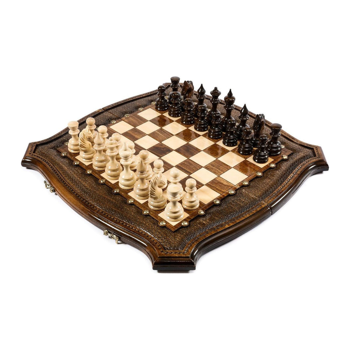 Juego de ajedrez con contorno perfilado y letras de bronce, 50 cm