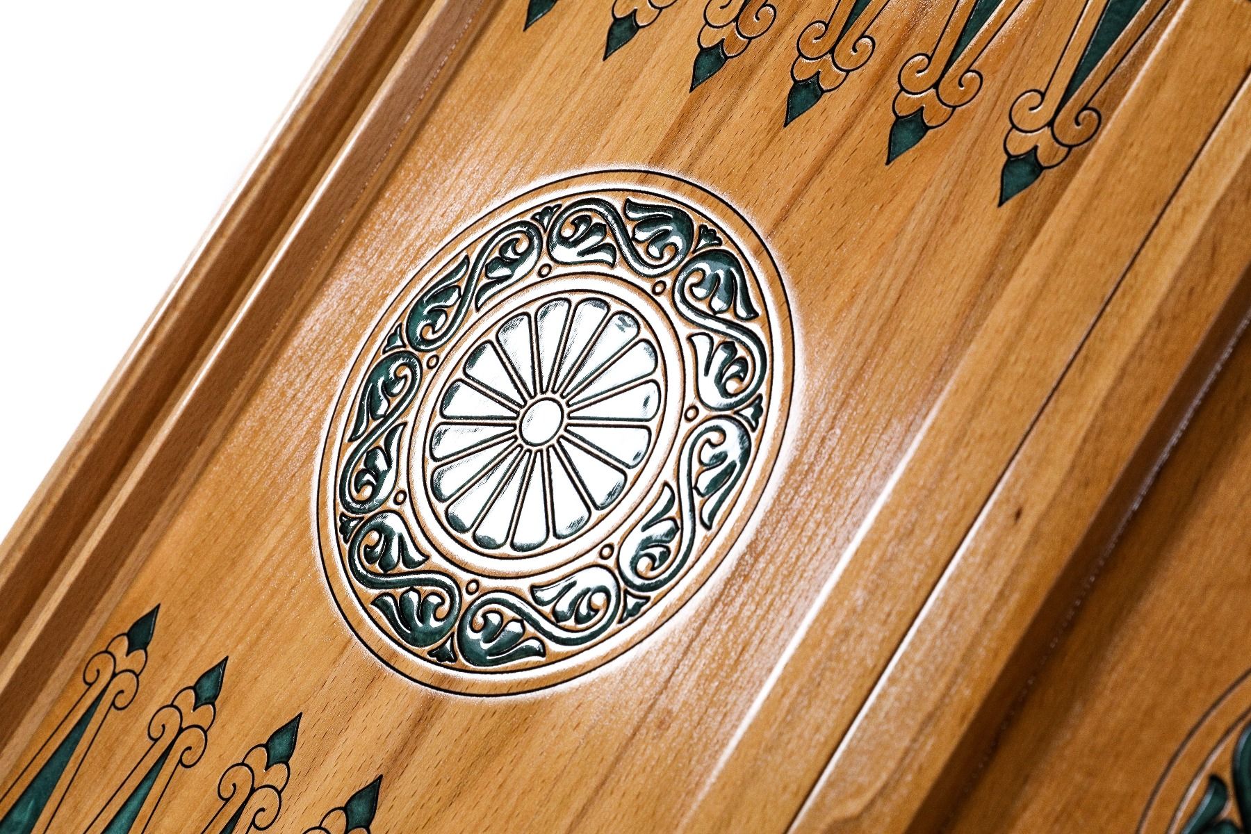 Backgammon With Tree Branch Slices And Epoxy Two-Sided Classic Turquoise - HrachyaOhanyan Co