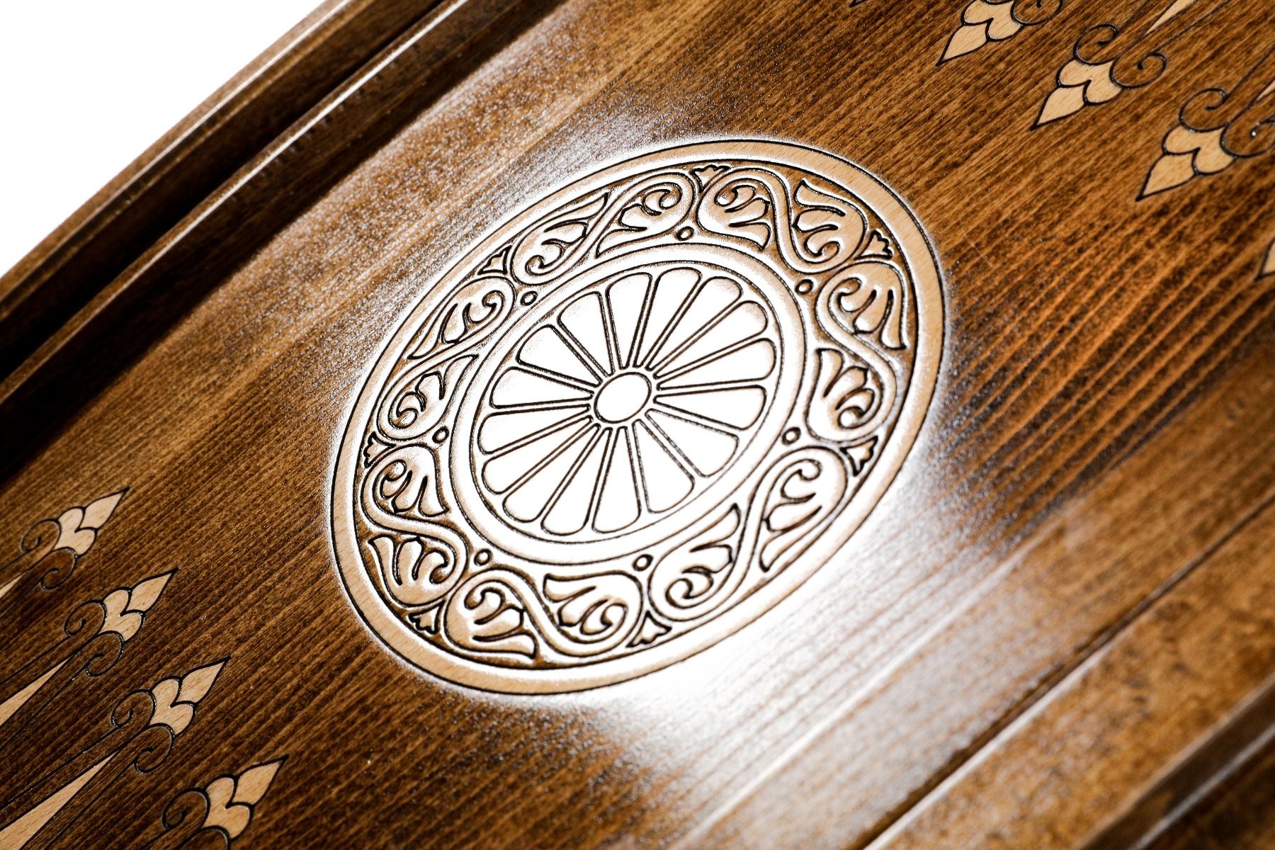 Backgammon With Ornamental Snowflake Motif With Copyrighted Arch-Style Outline - HrachyaOhanyan Co