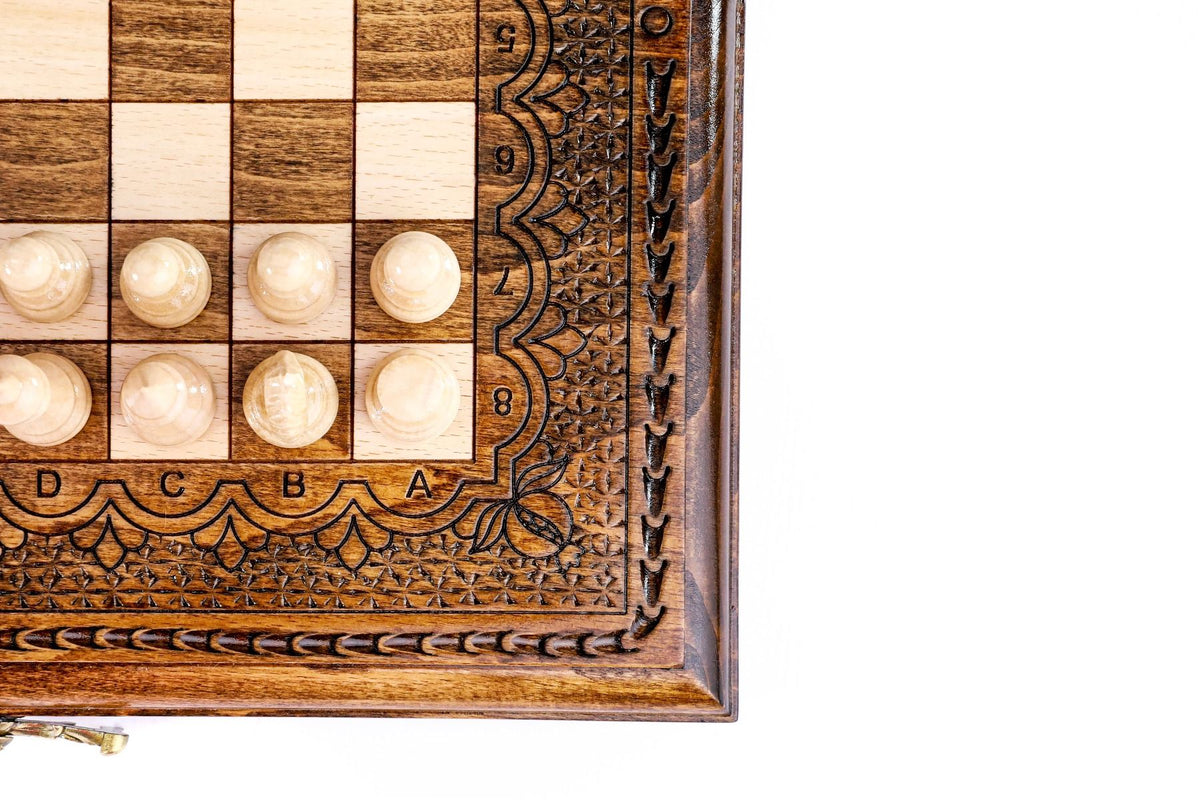Juego de ajedrez clásico con borde ornamental calado, 30 cm – foto 6