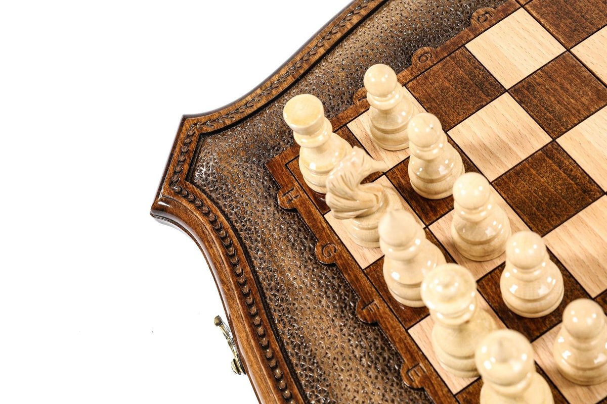 Schachspiel mit Konturrand & geschnitzten Buchstaben, 50 cm – Foto 9